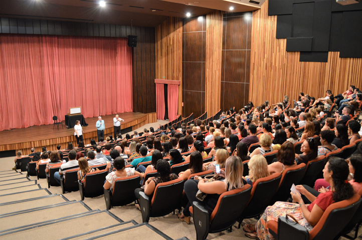 Leia mais sobre o artigo Professores da rede municipal recebem capacitação no retorno ao ano letivo