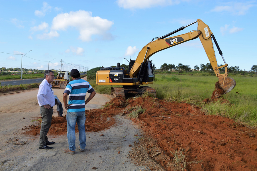 Leia mais sobre o artigo Empresa dá início às obras de trecho da avenida que liga Laguna ao Santa Marta