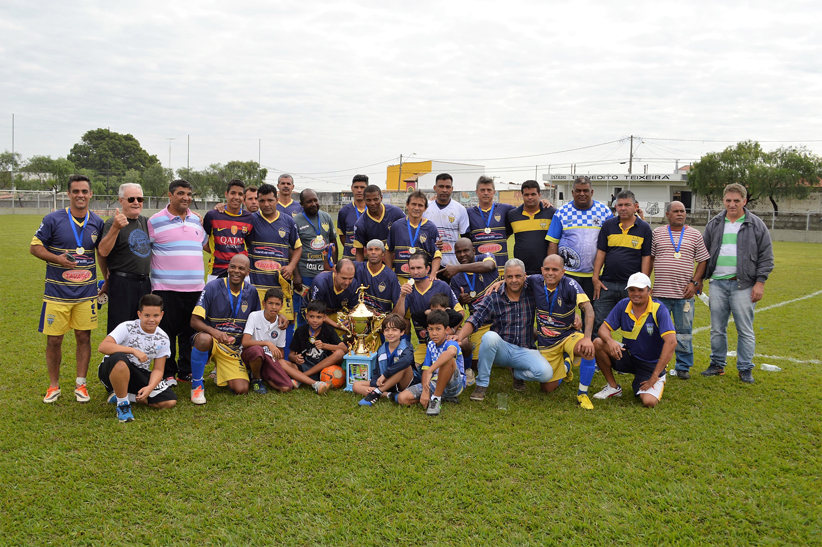 Leia mais sobre o artigo Nações é o campeão do Torneio Aniversário de Salto de Futebol Veteranos “Jarbas de Camargo”