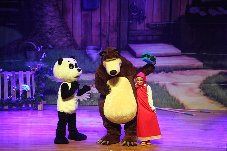 Leia mais sobre o artigo Musical infantil “Masha e o Urso” se apresenta em Salto