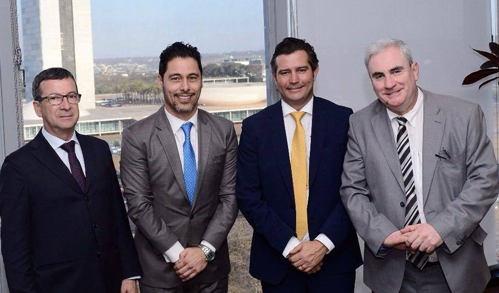 Leia mais sobre o artigo Prefeito se reúne com Ministros em Brasília em busca de recursos para o município