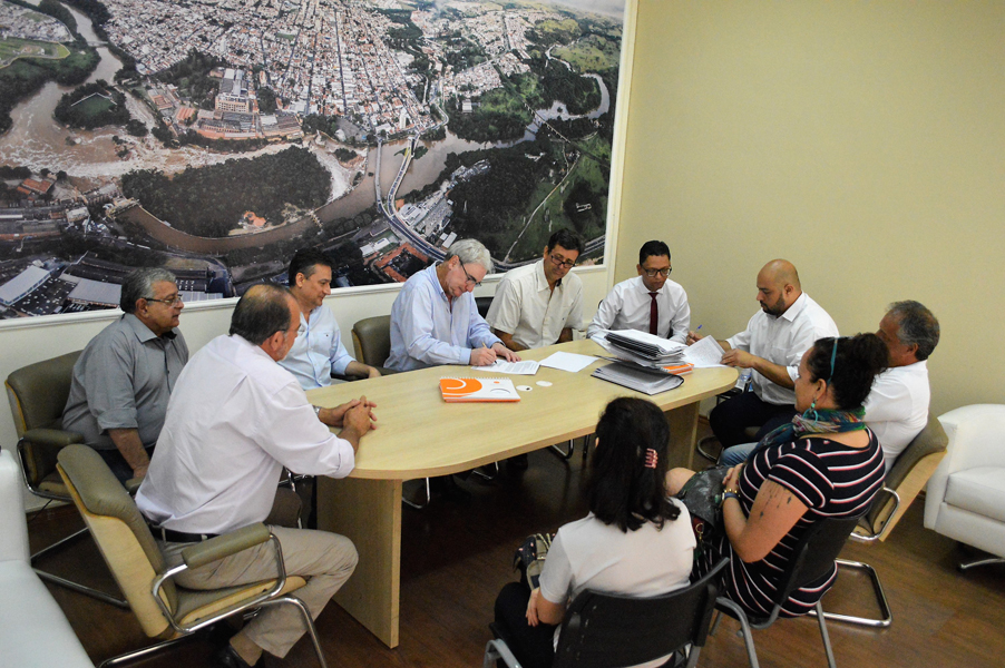 Leia mais sobre o artigo Prefeitura de Salto reduz em mais de R$ 800 mil contrato com empresa de limpeza urbana