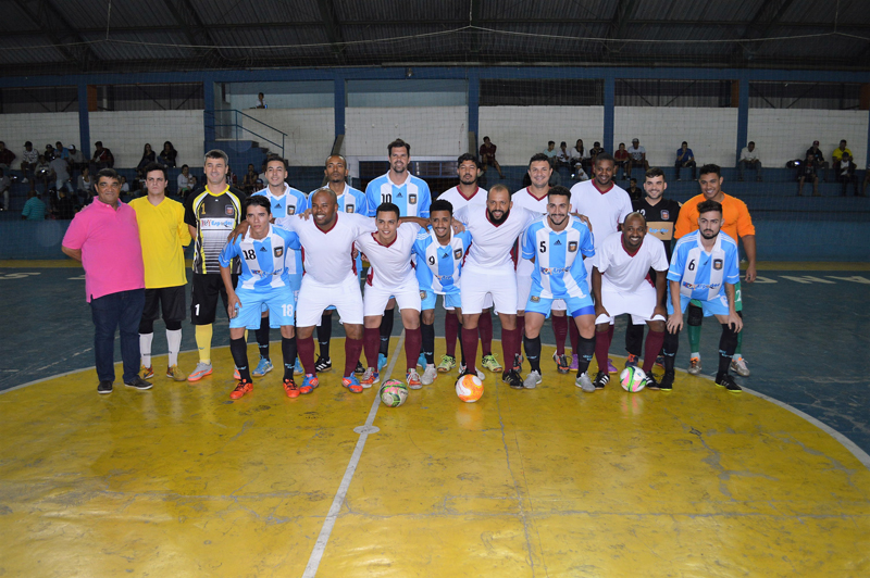 Leia mais sobre o artigo Duas partidas marcam a abertura do Campeonato Municipal de Futsal