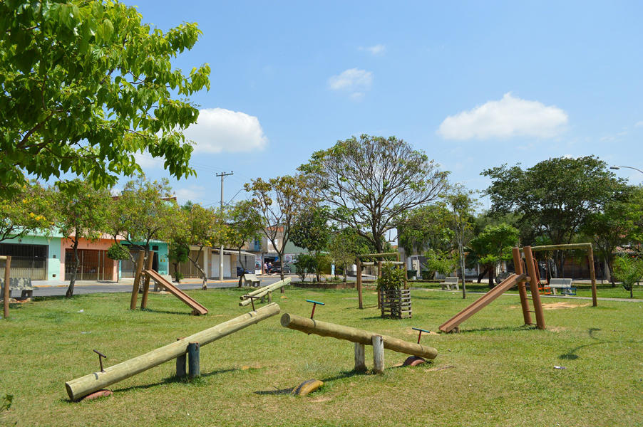 Leia mais sobre o artigo Prefeitura revitaliza Praça do Jardim das Nações II