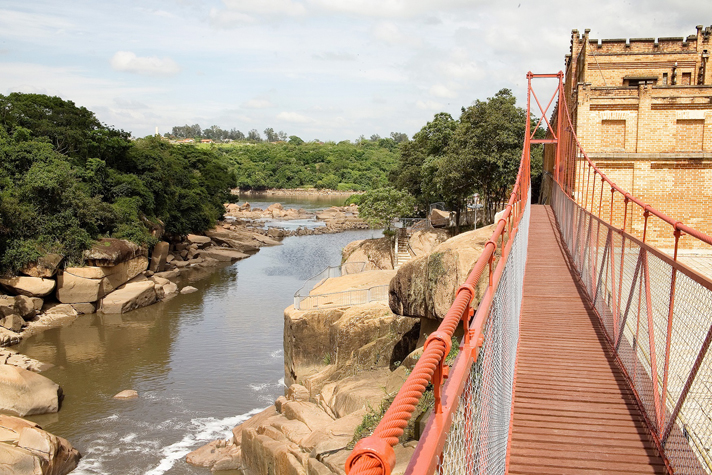 Leia mais sobre o artigo Prefeito assina convênio para recuperação da Ponte Pênsil e Caminho das Esculturas