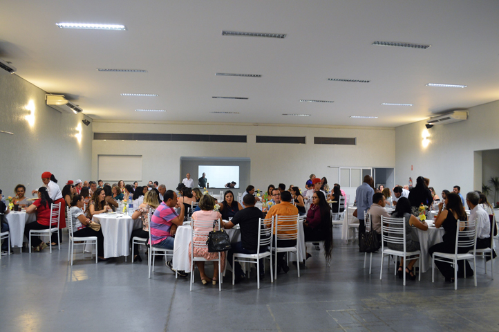 Leia mais sobre o artigo Professores da rede municipal recebem capacitação pelo Cooperjovem