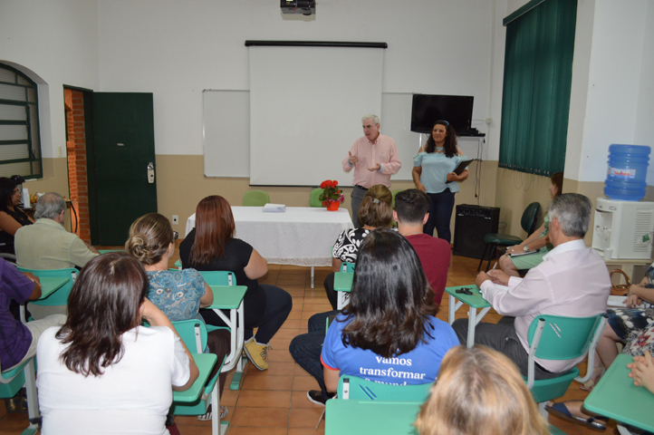 Leia mais sobre o artigo Reunião empossa novos conselheiros e elege presidência do CDMCA