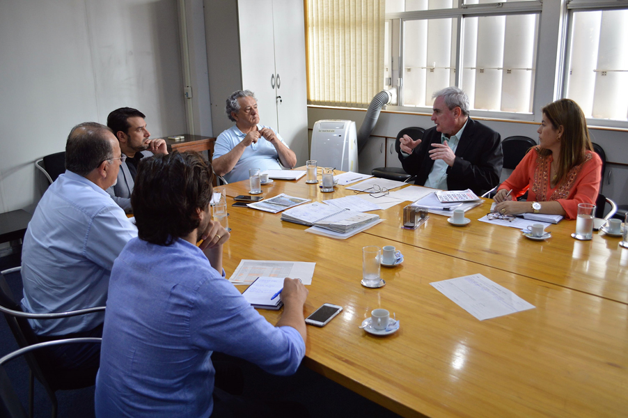 Leia mais sobre o artigo Carrapato estrela é pauta de reunião com Secretário de Meio Ambiente do Estado