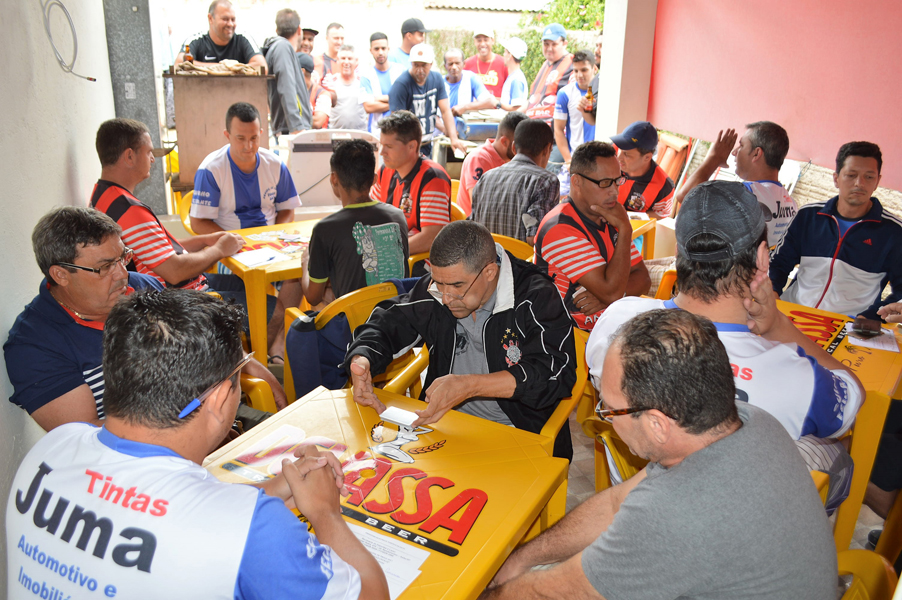 Leia mais sobre o artigo Campeão do Municipal de Truco pode sair nesse domingo