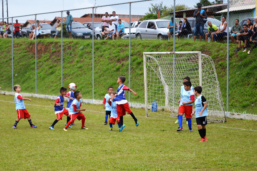 Leia mais sobre o artigo Nove jogos agitam a Copa Saltense de Categorias de Base neste sábado