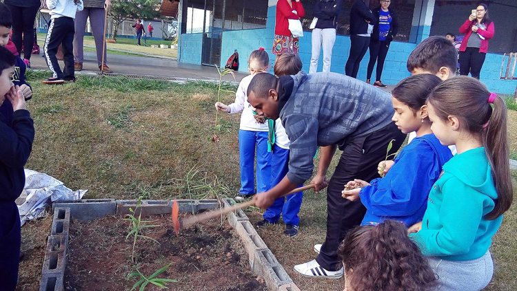 Leia mais sobre o artigo Alunos do Cemus X participam do projeto Sabor Consciente