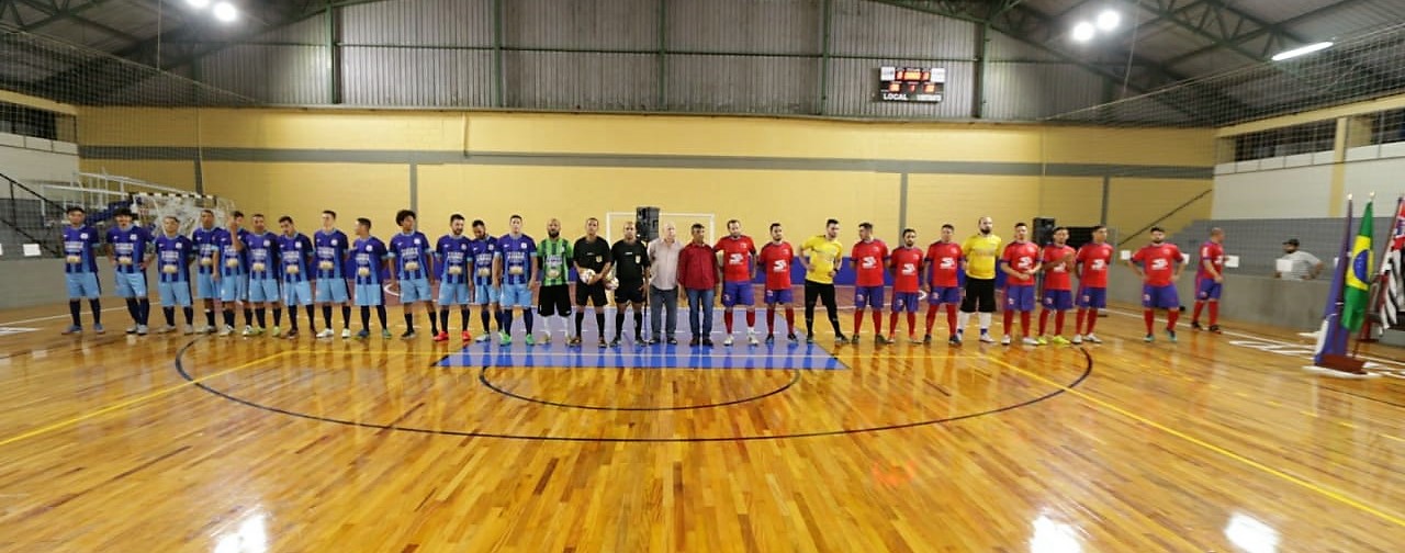 Leia mais sobre o artigo Jogo de abertura do 3° Campeonato Municipal de Futsal “José Antônio Rodrigues” (Fiolão)