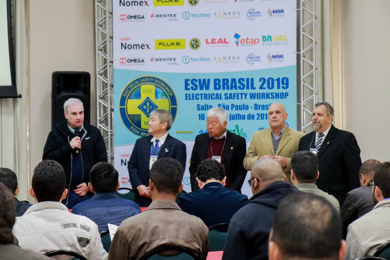 Leia mais sobre o artigo Prefeito participa de evento Internacional de Segurança do Trabalho para Engenharia Elétrica