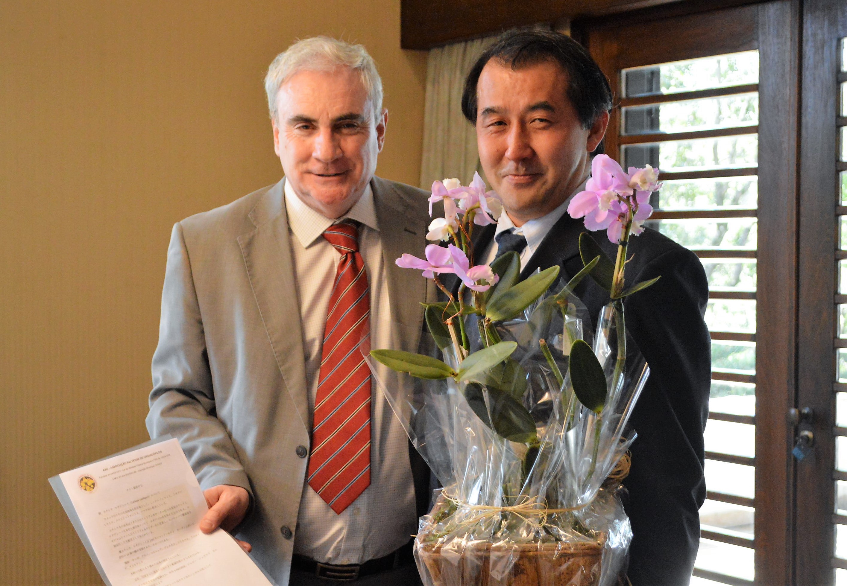 Leia mais sobre o artigo Prefeito e membros da Anibras se reúnem com Cônsul Japonês em São Paulo
