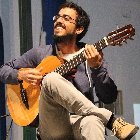 Leia mais sobre o artigo Músico Gabriel Maron se apresenta no Auditório Maestro Gaó