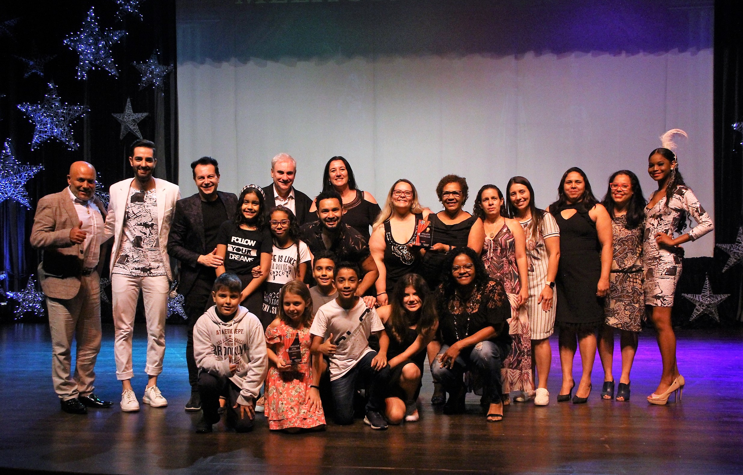 Leia mais sobre o artigo Cerimônia de encerramento premia vencedores da 31ª Mostra Estudantil de Teatro