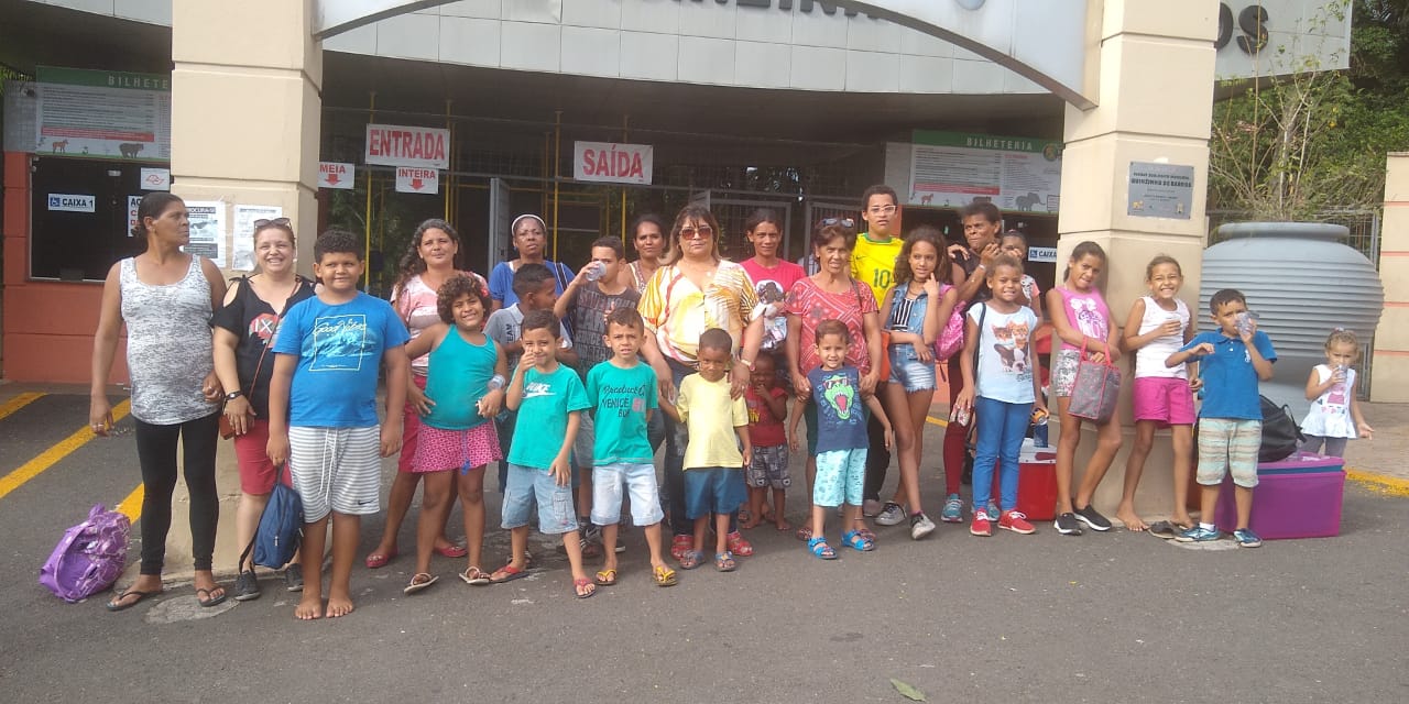 Leia mais sobre o artigo Famílias do Paif do Cras Jd. Independência visitam zoológico em Sorocaba