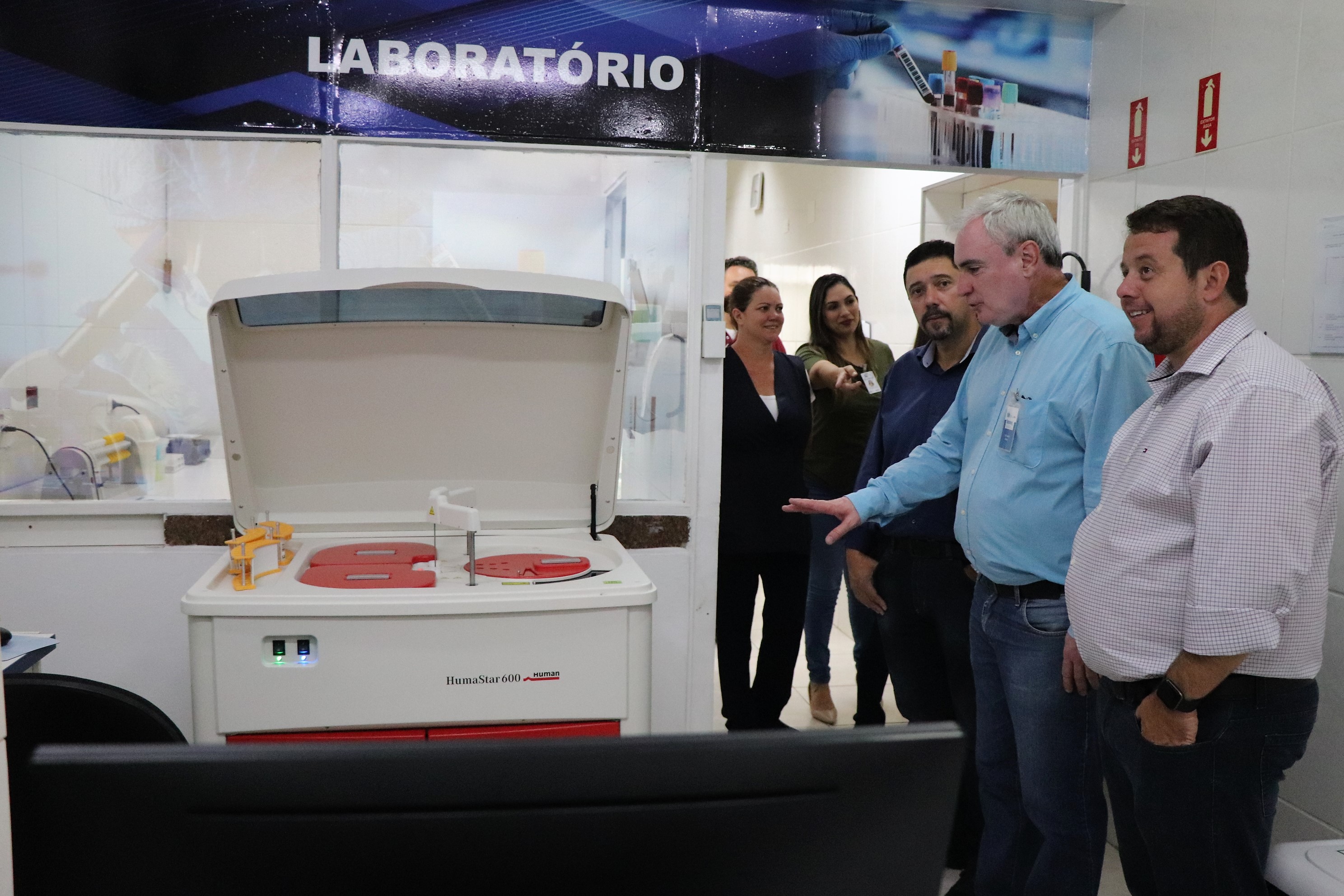 Leia mais sobre o artigo Modernização dos equipamentos laboratoriais é apresentada pela gestora do Hospital