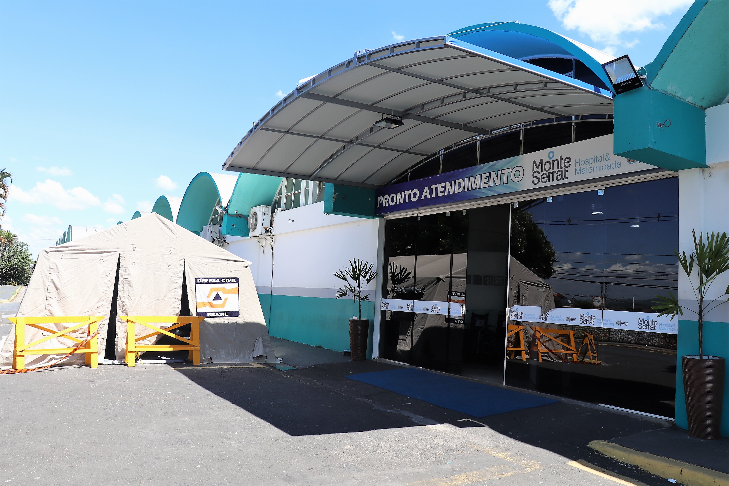 Leia mais sobre o artigo Prefeitura realiza a instalação de tendas para triagem de pacientes no Hospital Municipal