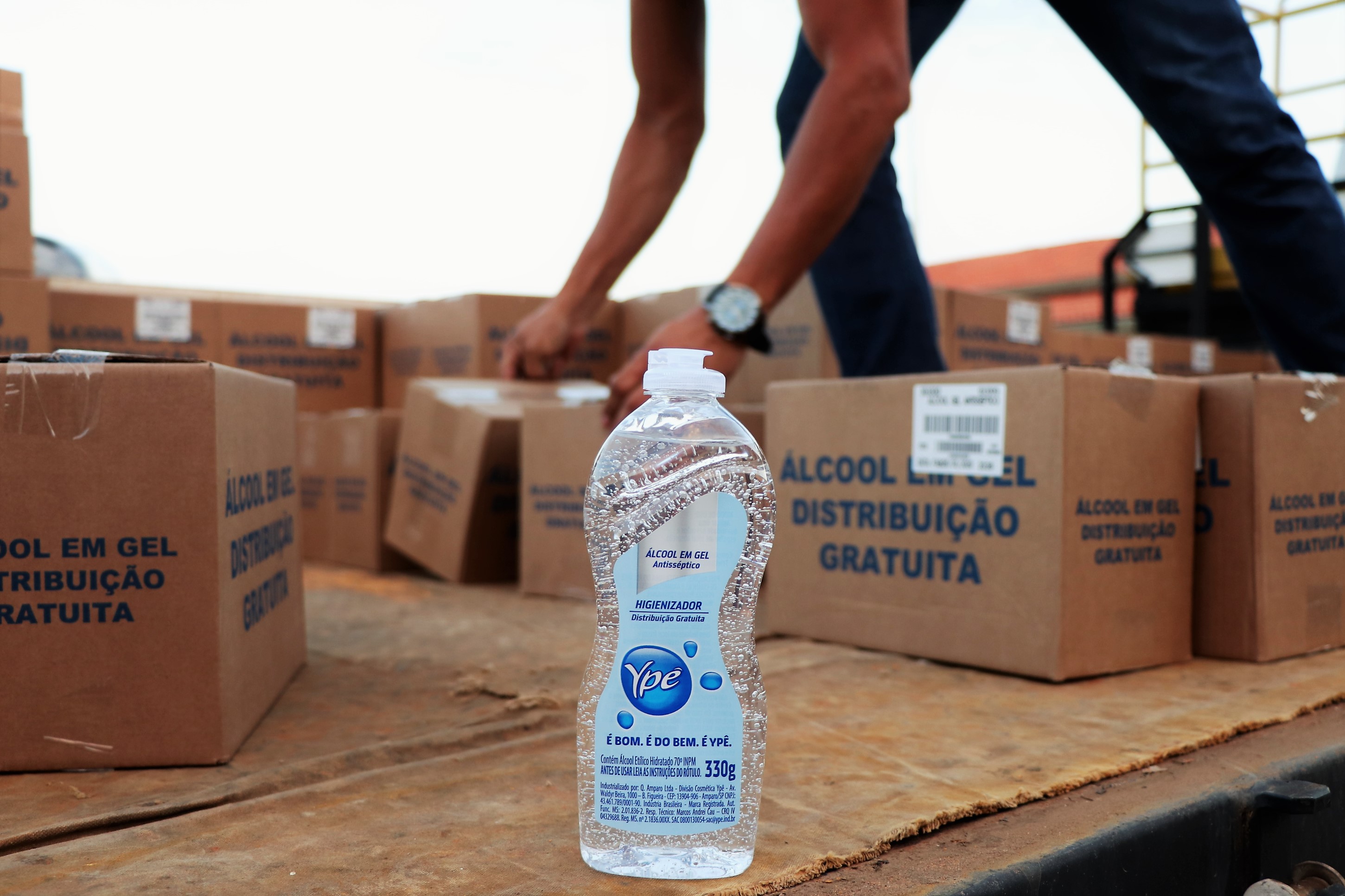 Leia mais sobre o artigo Salto recebe doação de 4.400 unidades de álcool em gel da Ypê