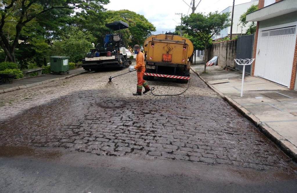 Leia mais sobre o artigo Prefeitura de Salto dá continuidade aos serviços de pavimentação asfáltica