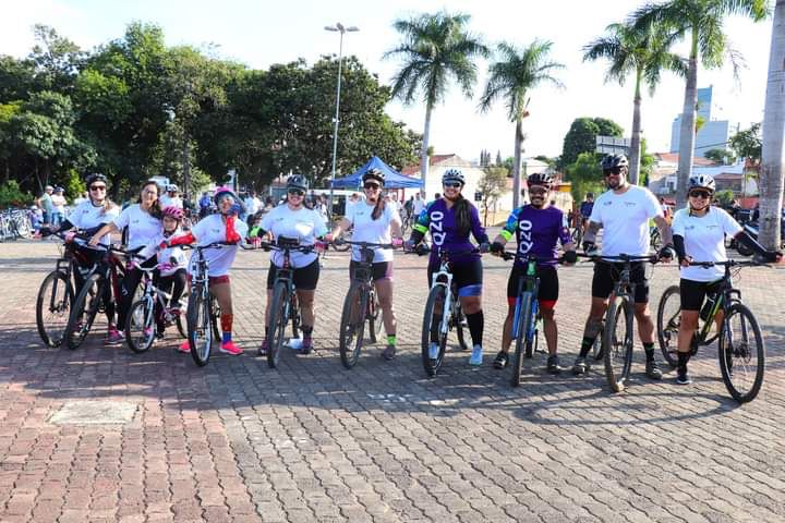 Leia mais sobre o artigo BIKE DAY LEVA QUASE 200 PESSOAS ÀS RUAS DE SALTO