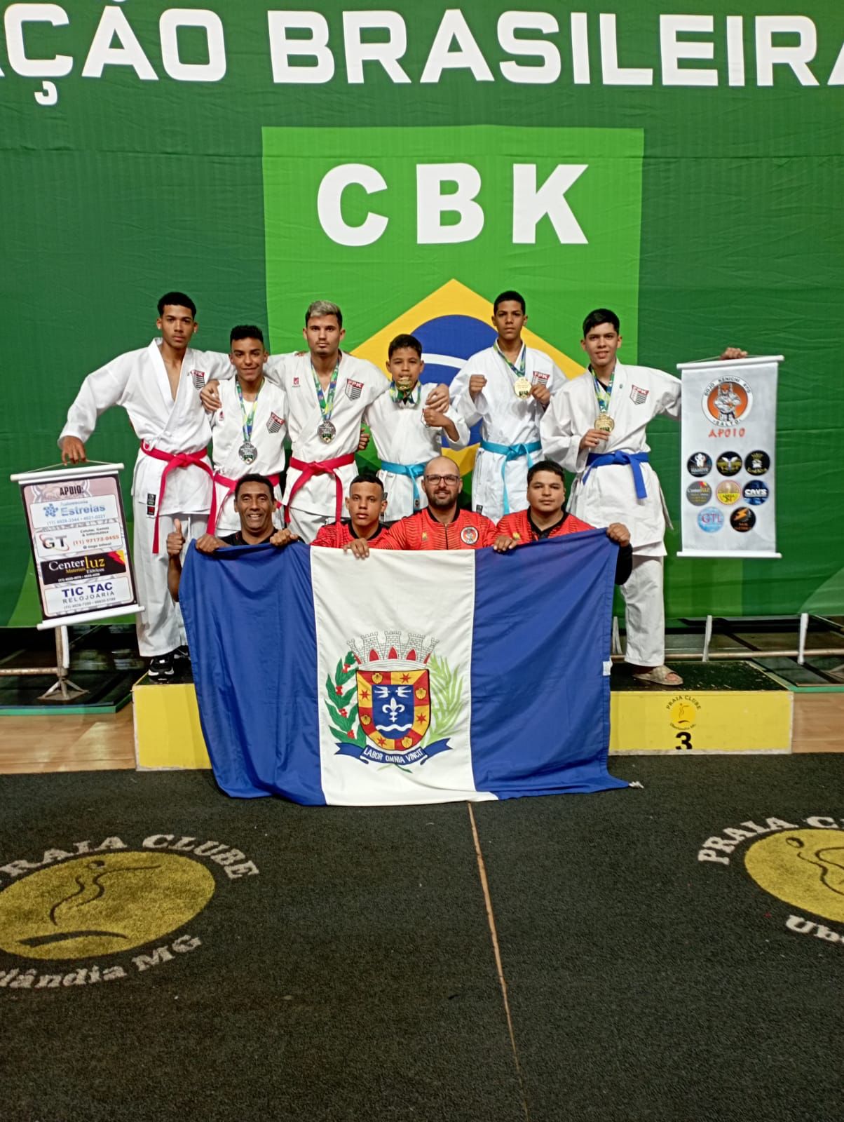 Leia mais sobre o artigo COMPETINDO EM MG, KARATÊ DE SALTO CONQUISTA MEDALHAS E VAGAS PARA FINAL DO BRASILEIRO