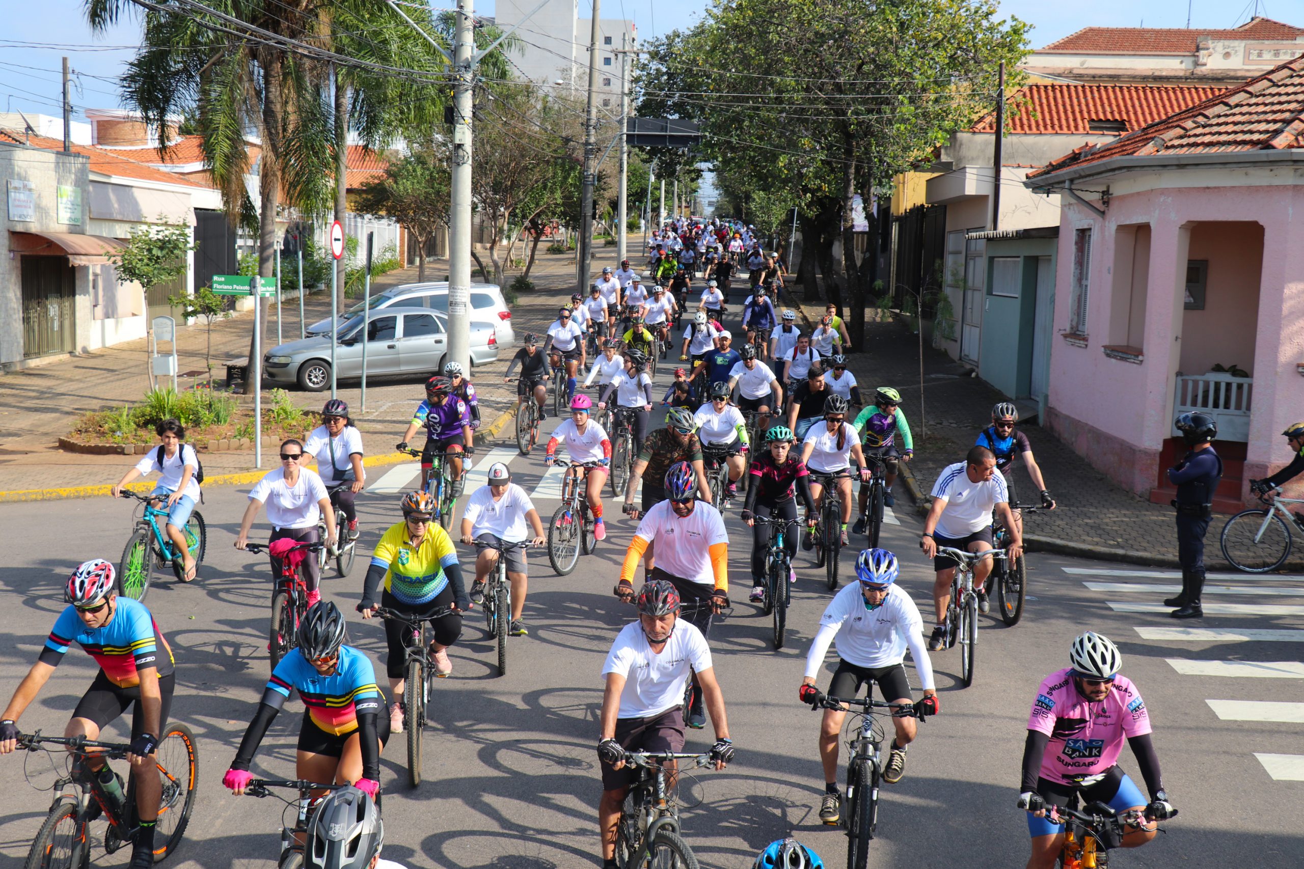 Leia mais sobre o artigo COM BRINDES, BIKE DAY LEVA PASSEIO CICLÍSTICO A BAIRROS DE SALTO