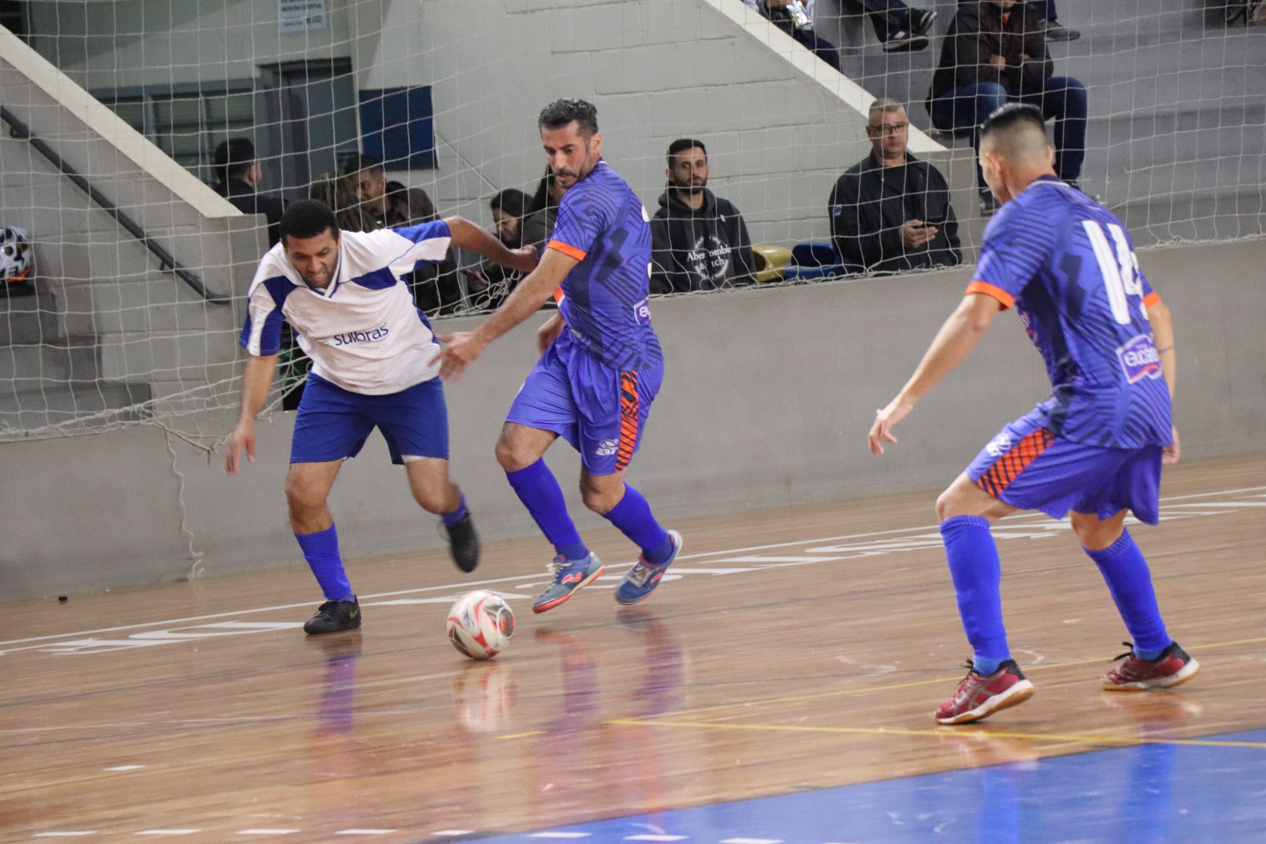 Leia mais sobre o artigo FUTSAL DA OLIMPÍADA DO TRABALHADOR SALTENSE CONHECE SEU CAMPEÃO NESSE SÁBADO