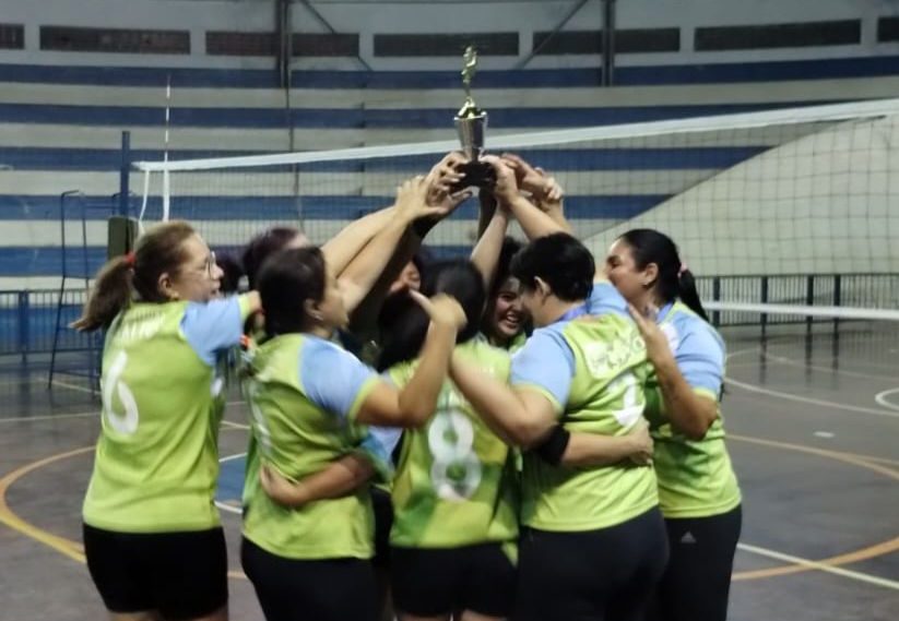 Leia mais sobre o artigo Olimpíada do Trabalhador: Prefeitura é campeã no voleibol feminino