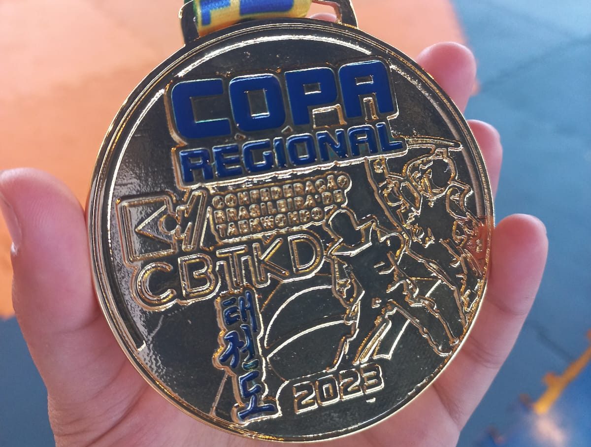 Leia mais sobre o artigo Taekwondo de Salto conquista cinco ouros e uma prata na Copa Regional Sudeste