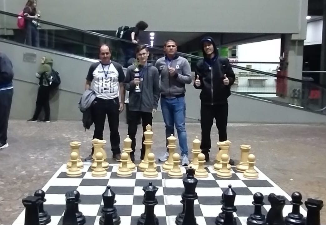 Leia mais sobre o artigo Equipe saltense compete na 95ª Etapa do Circuito Solidário de Xadrez