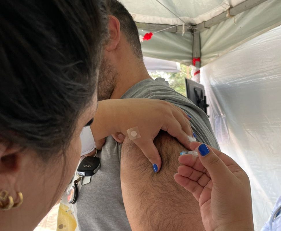 Leia mais sobre o artigo Mais de 150 doses de vacina contra “influenza” são aplicadas na Festa Nipo