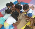 Crianças da Creche Independência desenvolvem habilidades motoras, estéticas e visuais