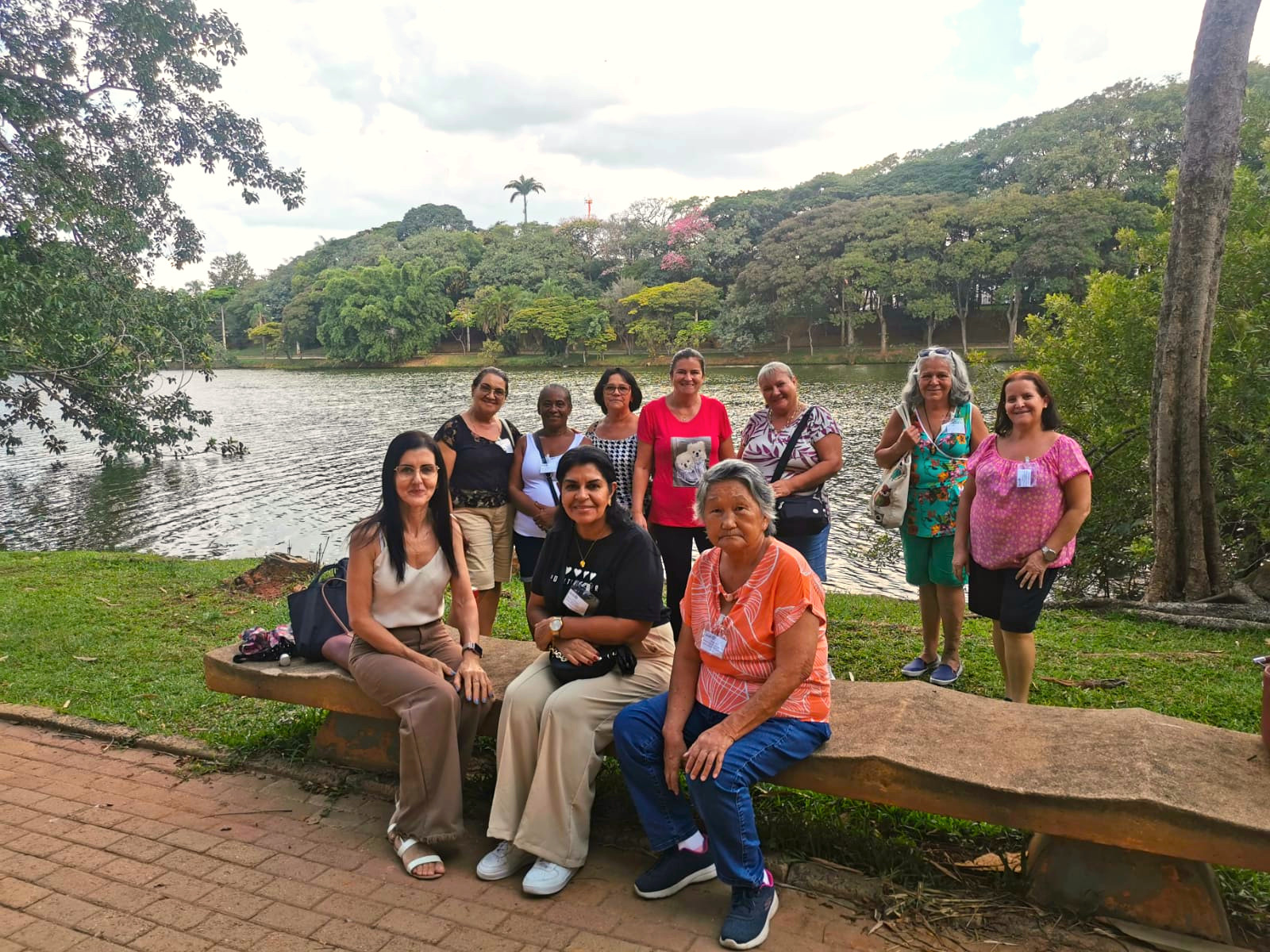 Leia mais sobre o artigo Mulheres do Serviço de Convivência do Cras Jardim Saltense visitam o Parque Taquaral