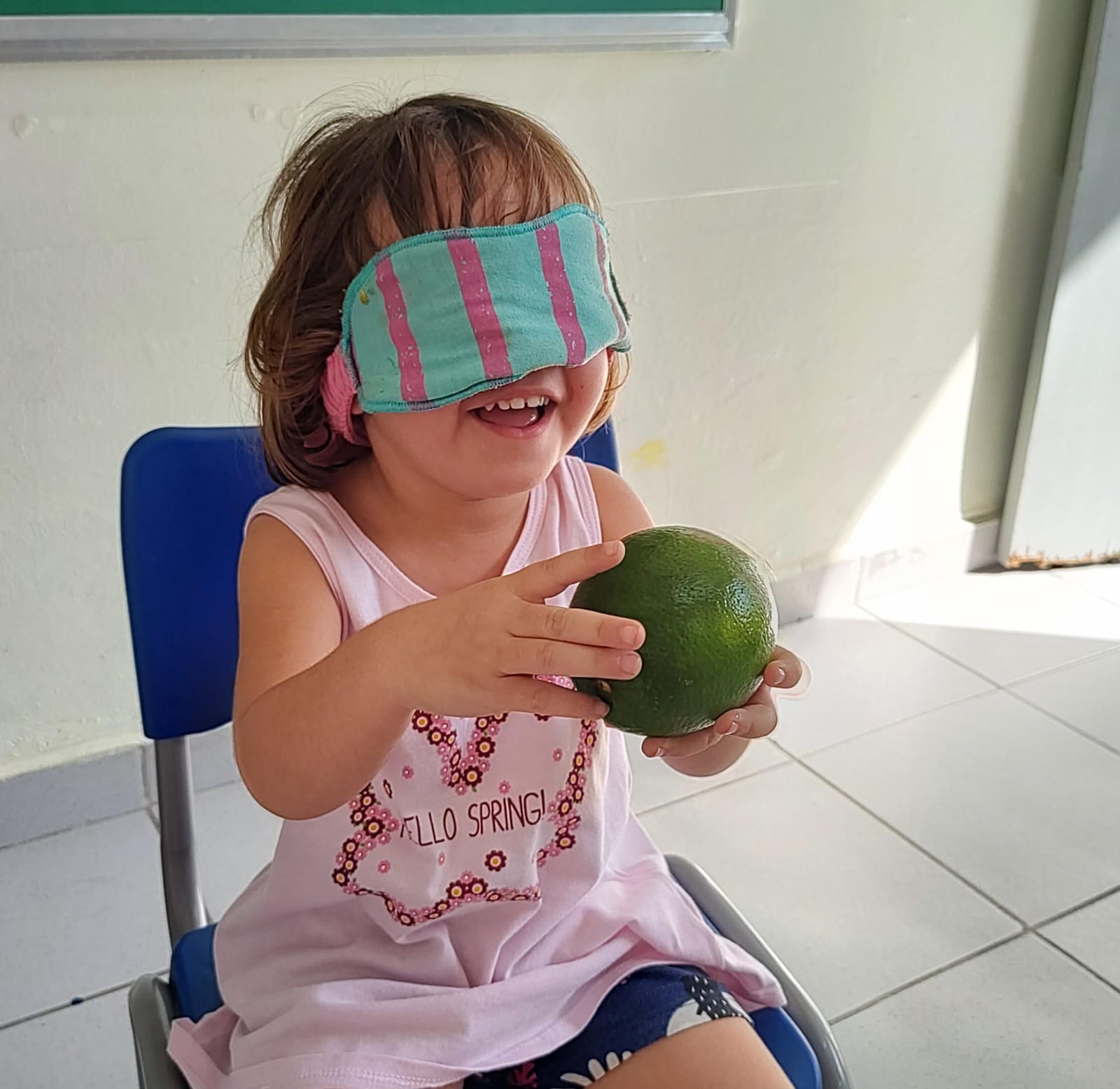 Leia mais sobre o artigo Atividade lúdica destaca Projeto Alimentação Saudável com as crianças da Creche Vila Norma