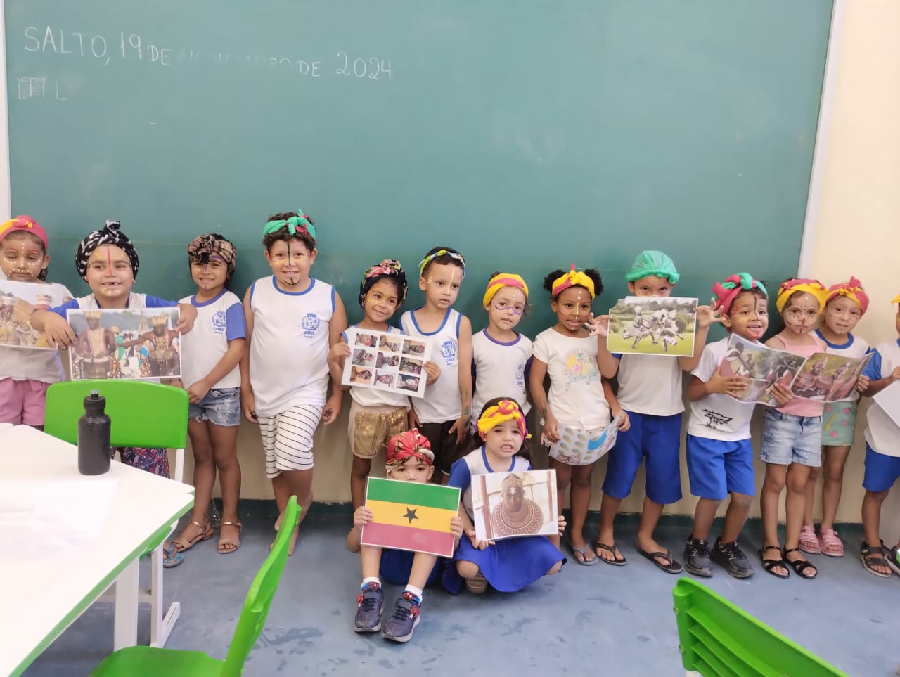 Aula especial no CEMEI homenageia Dia da Consciência Negra