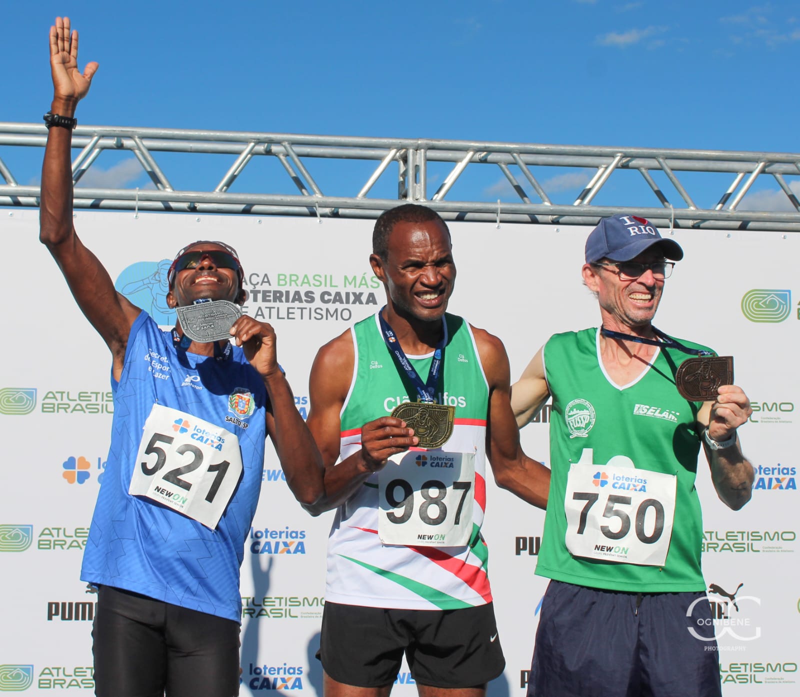 Leia mais sobre o artigo Resultados: confira o desempenho dos saltenses na 4ª Taça Brasil de Atletismo Master