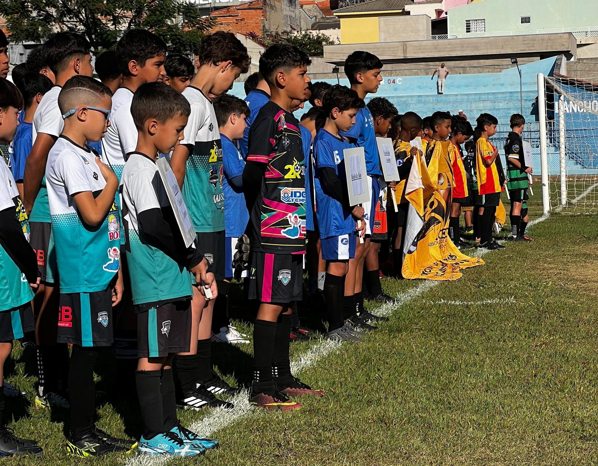 Leia mais sobre o artigo Abertura do Campeonato Municipal de Futebol tem homenagem ao patrono e 4 jogos